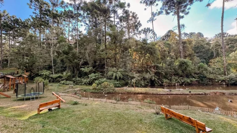 Imagem Casa de Condomínio em Campos do Jordão