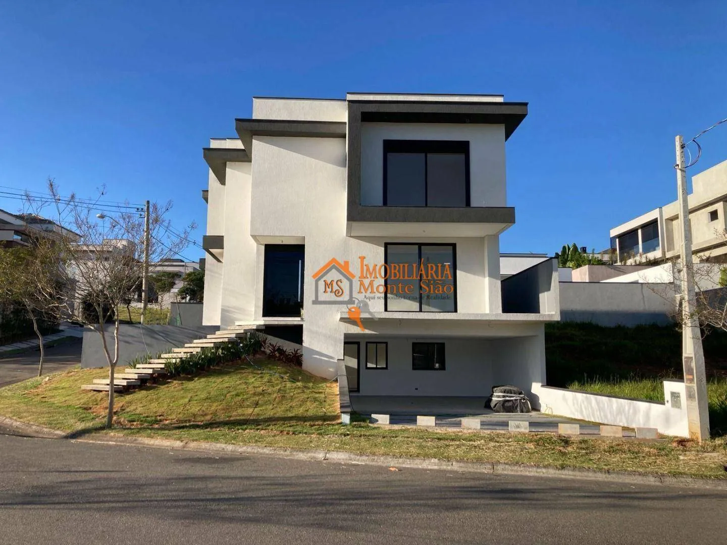 Imagem Sobrado com 4 dormitórios à venda, 342 m² por R$ 2.770.000,00 - Jardim São Pedro - Mogi das Cruzes/SP