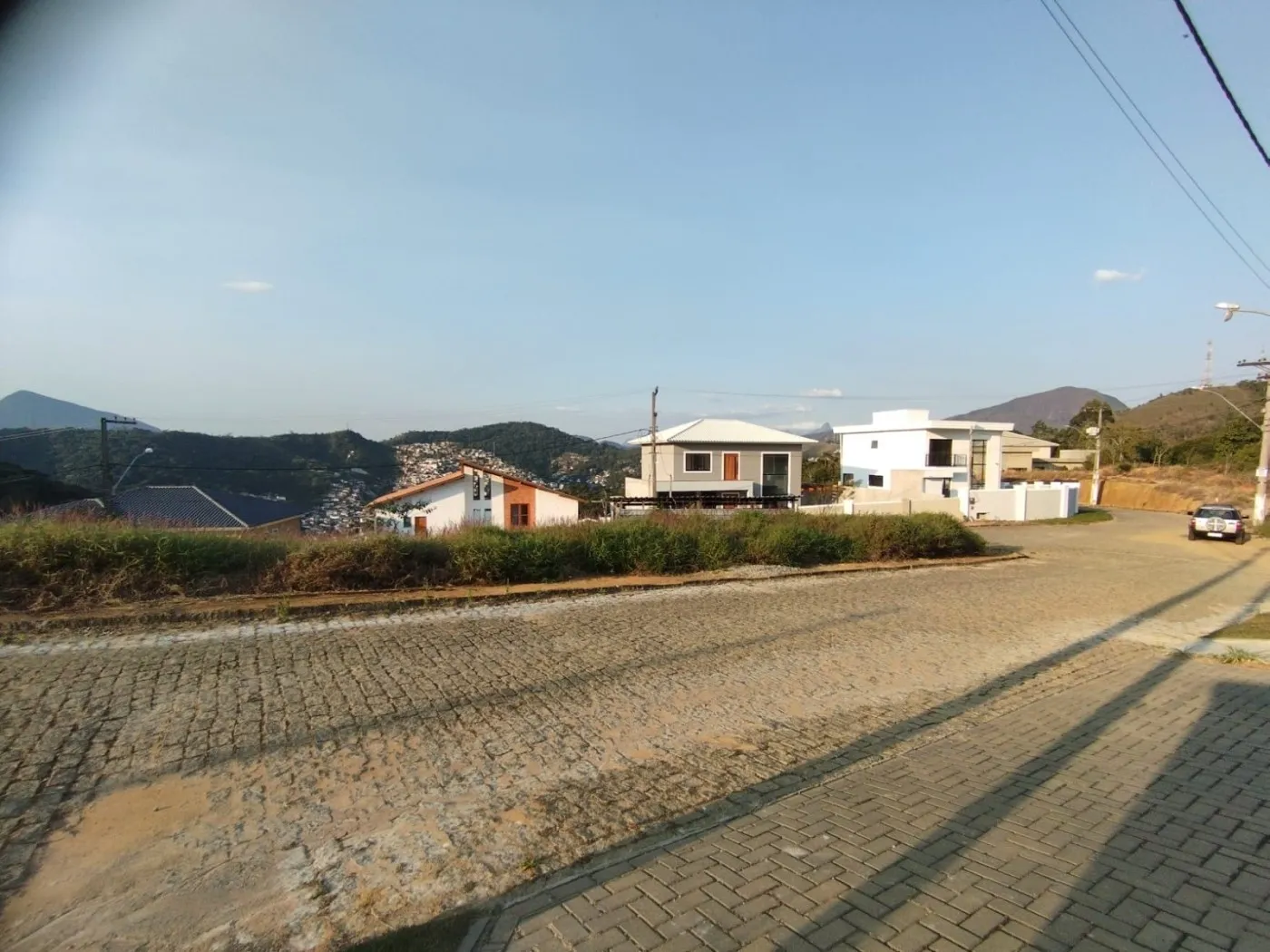 Imagem Terreno em Condomínio para Venda em Teresópolis / RJ no bairro Barra do Imbuí