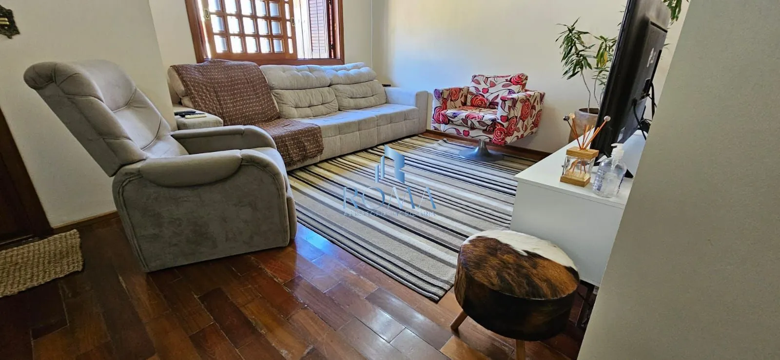 Imagem Casa de 3 dormitórios na Avenida Medianeira!