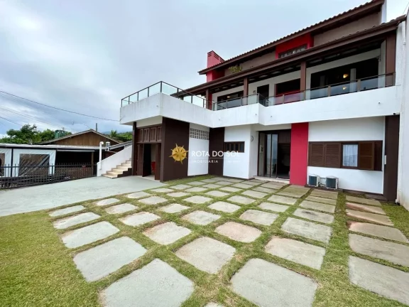 Imagem Casa frente mar Praia de Zimbros Bombinhas SC