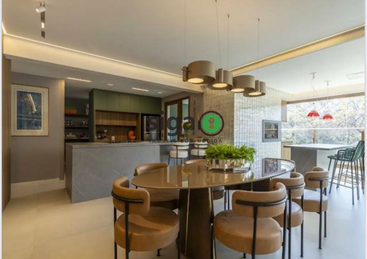Imagem Apto com 142m² à Venda no Campo Belo, com 2 suites, sendo a máster com closet, 2 vagas, Mobiliado