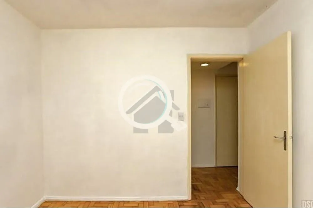 Imagem Apartamento de 42m² de área privativa, reformado, fundos, silencioso, possui 1 dormitório, amplo ...