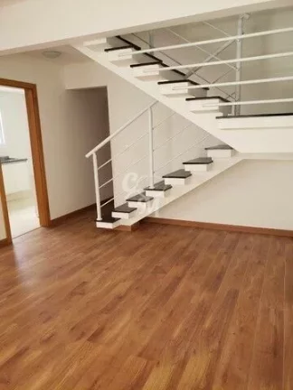Imagem Casa em Condomínio Fechado em Medeiros