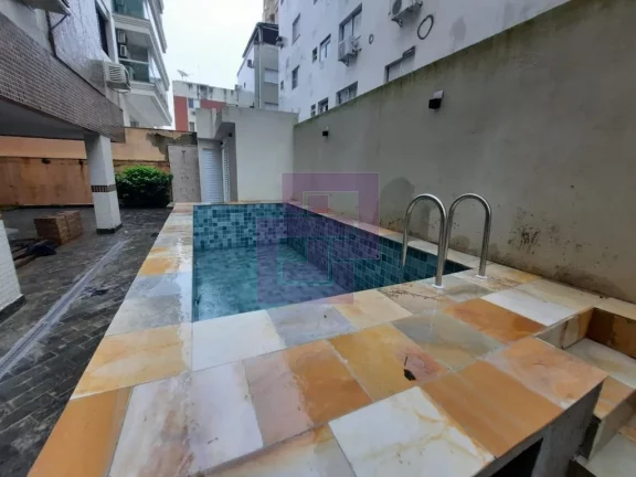 Imagem Enseada,uma quadra da Praia!!!!!!!!