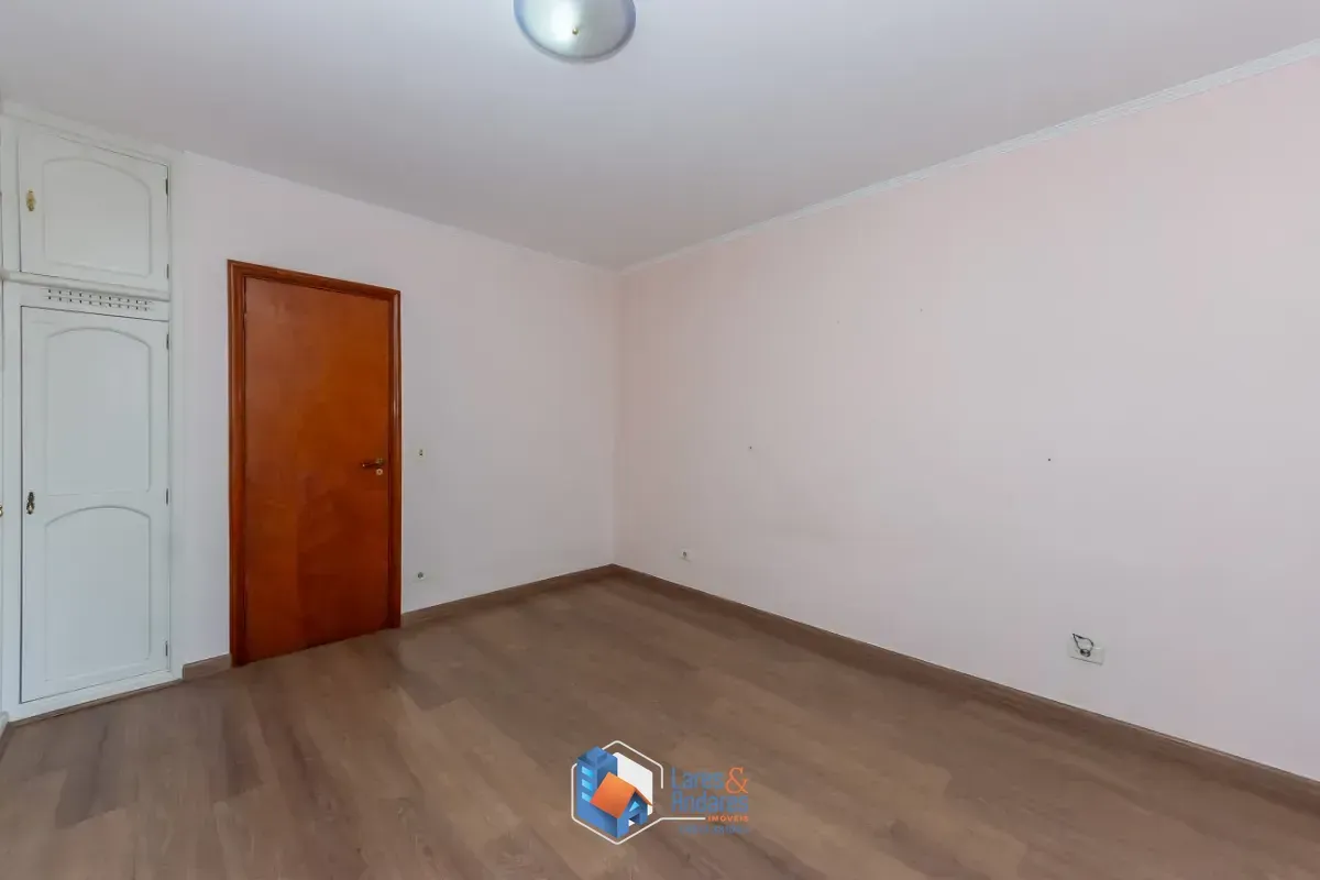 Imagem Sobrado para venda em Vila Gumercindo com 2 quartos, 156m²