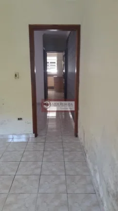 Imagem Sobrado de 100m² em Vila Sofia, São Paulo - 3 dormitórios, 2 suítes e 1 banheiro por R$ 670.000 - Confira!