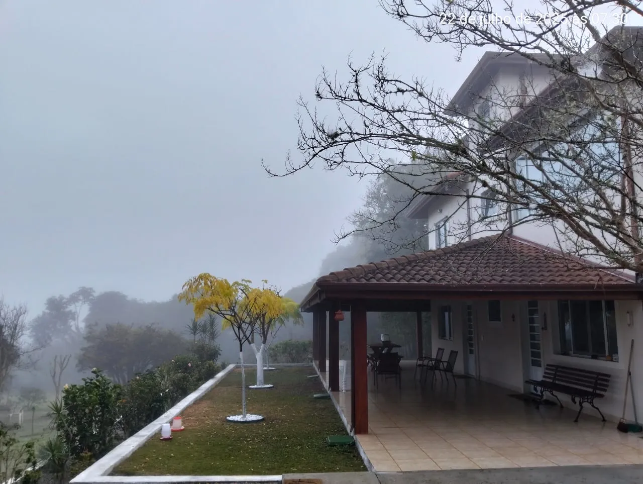 Imagem Linda Chácara no Bairro da Grama em Paraibuna - 6160 metros de terreno