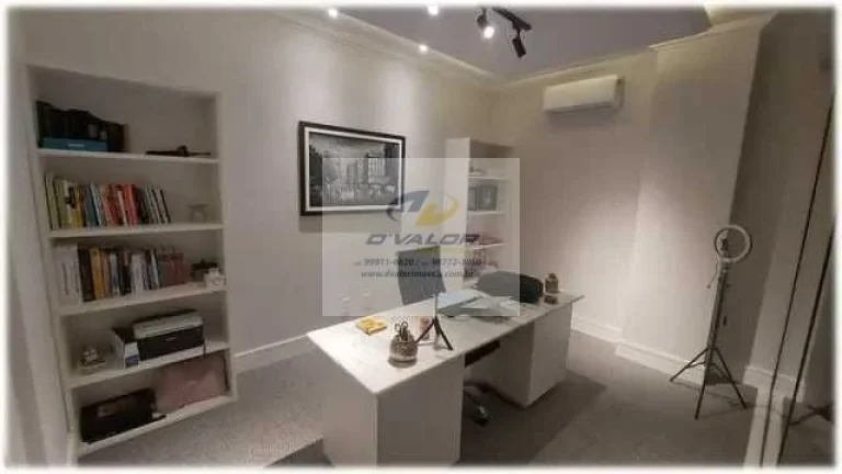 Imagem Vendo Casa, Porteira Fechada, com 334 m², 4 quartos s/ 3 suítes, escritório, piscina e 4 vagas