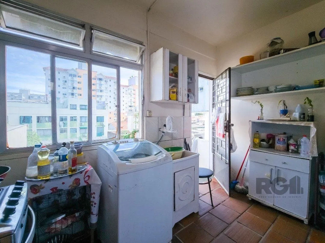 Imagem Casa para Venda - 210m², 3 dormitórios, sendo 1 suites, 2 vagas - Tristeza