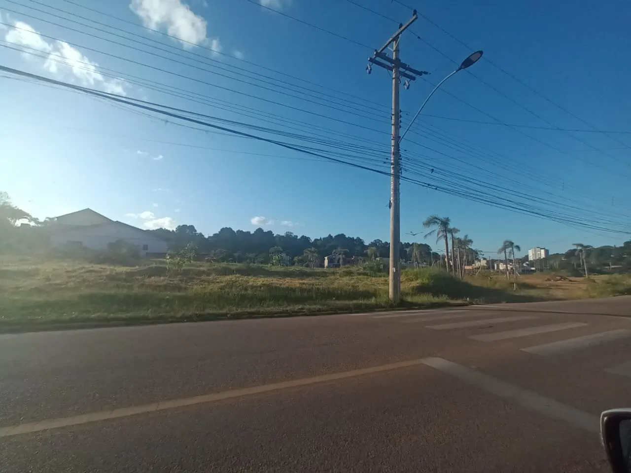 Imagem Terreno de esquina em avenida de Viamão!