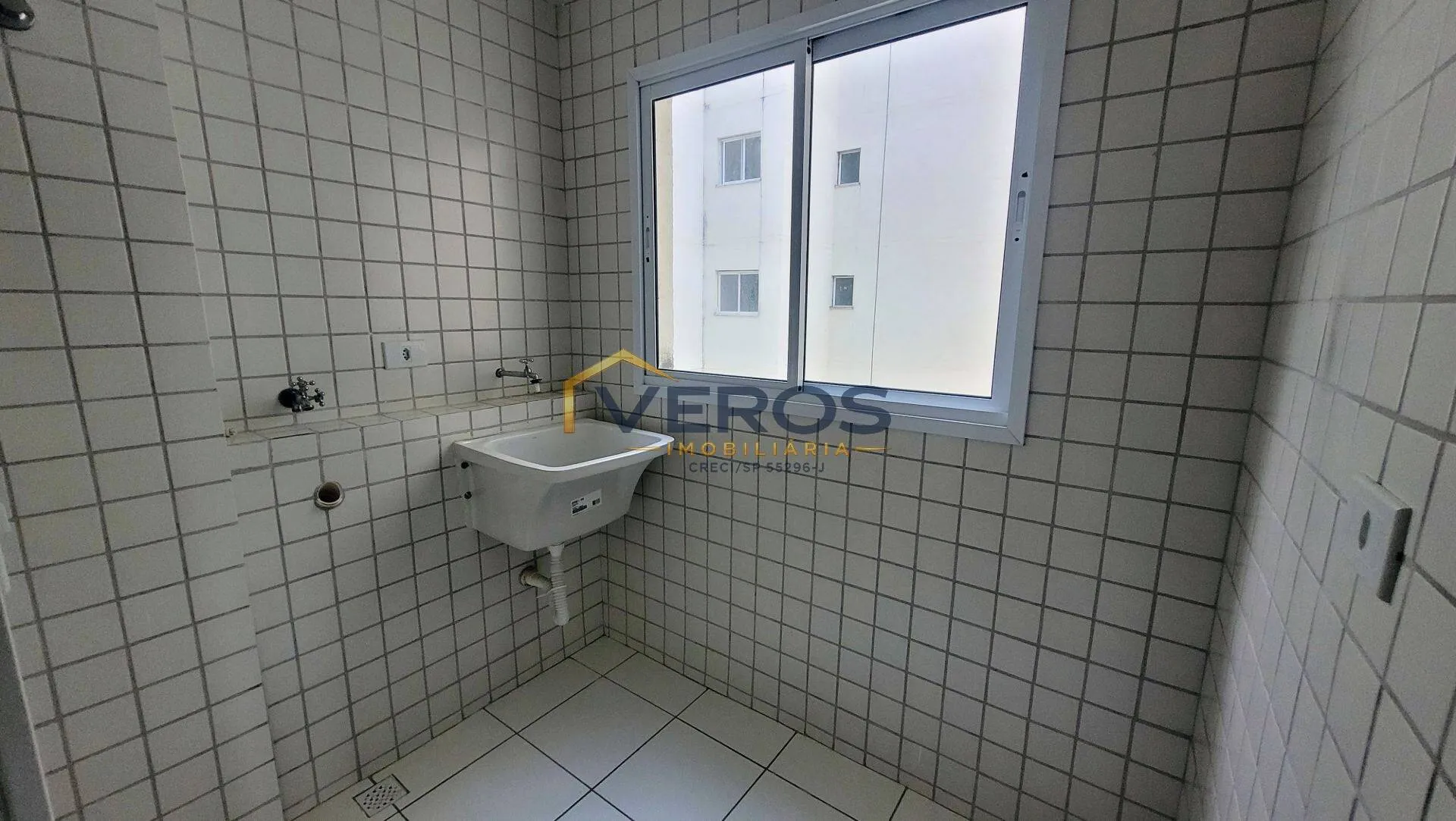 Imagem Apartamento para alugar no Ed Talhamar em Caraguatatuba - Piscina