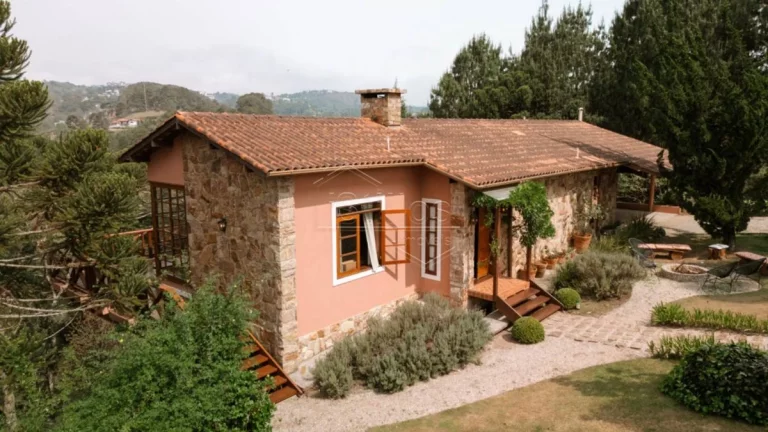 Imagem Casa de Condomínio em Campos do Jordão