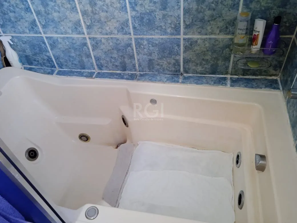 Imagem Casa para Venda - 100m², 2 dormitórios, sendo 1 suite, 2 vagas - Vila Nova, Poa
