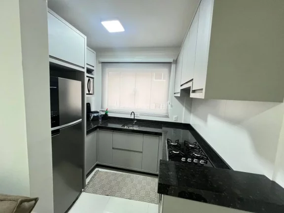 Imagem Lindo Apartamento 3 dormitórios próximo a praia de Bombas