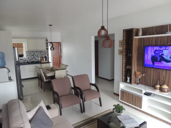 Imagem Casa de Alto Padrão à Venda no Bairro Areias de Palhocinha em Garopaba-SC