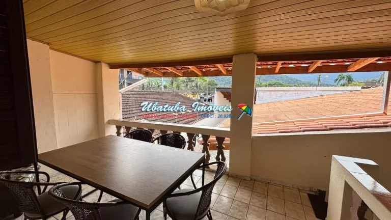 Imagem Casa a 200 metros da Praia do Perequê-açu com edícula