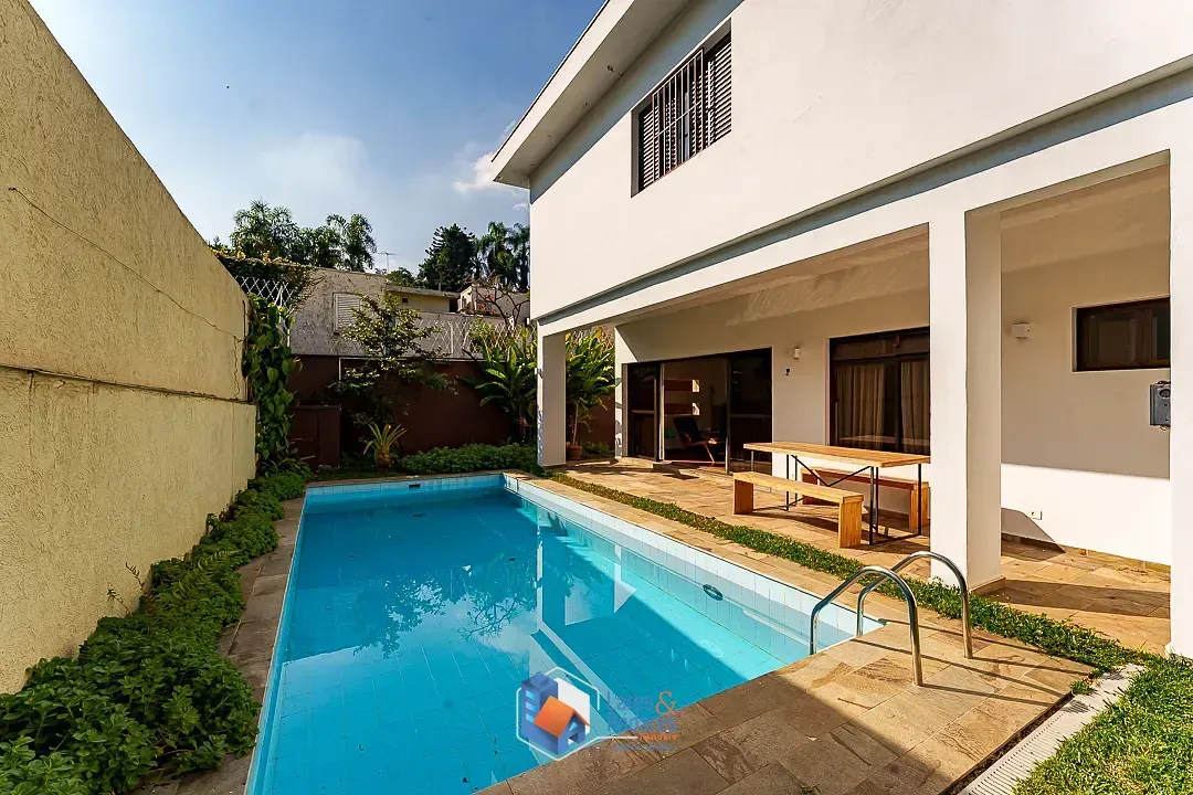 Imagem Casa para venda em Vila Tramontano com 4 quartos, sendo 4 suítes, 459m²