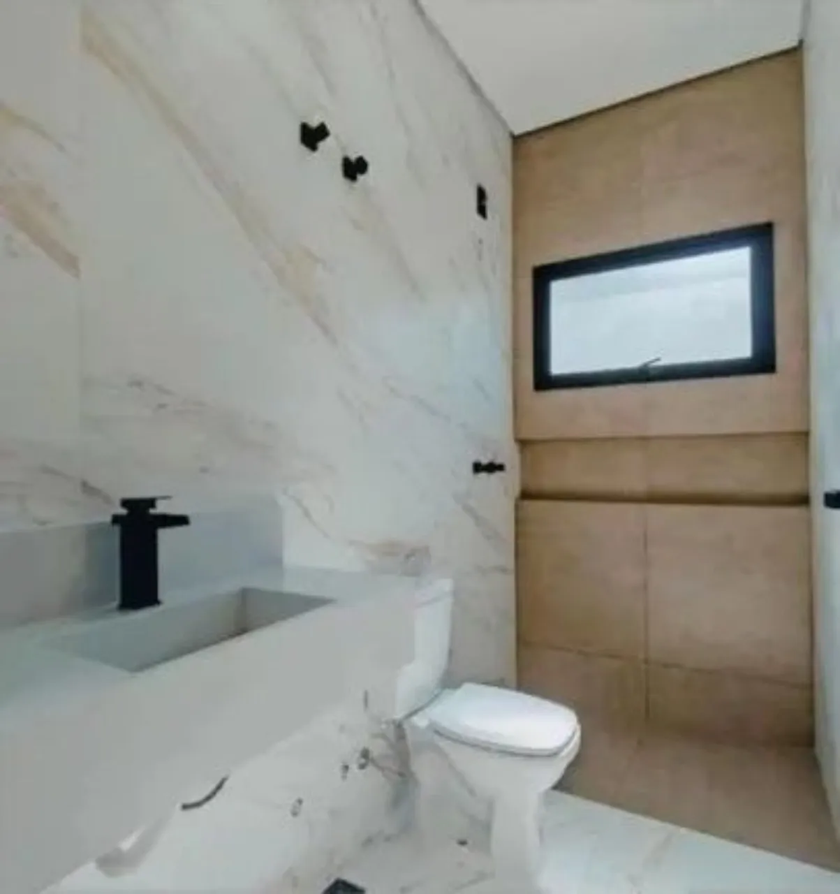 Imagem Impecável casa em condomínio à venda em Sorocaba-SP, Jardim Novo Horizonte: 3 quartos, 2 salas, 3 banheiros, 138m², 3 vagas.