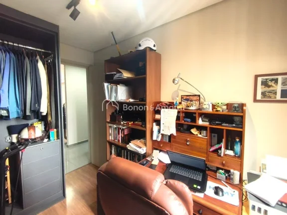 Imagem Este belíssimo apartamento em andar alto, une acabamento diferenciado, marcenaria de excelente qual...