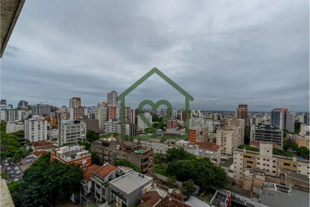 Imagem O Príncipe de Manchester é extremamente bem localizado no ponto mais alto da Eudoro Berlink, à du...