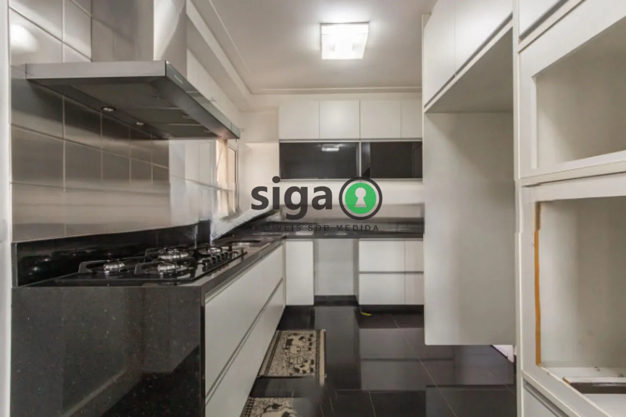 Imagem Apartamento de 200m2 à venda com 3 suites e 3 vagas de garagem no Panamby