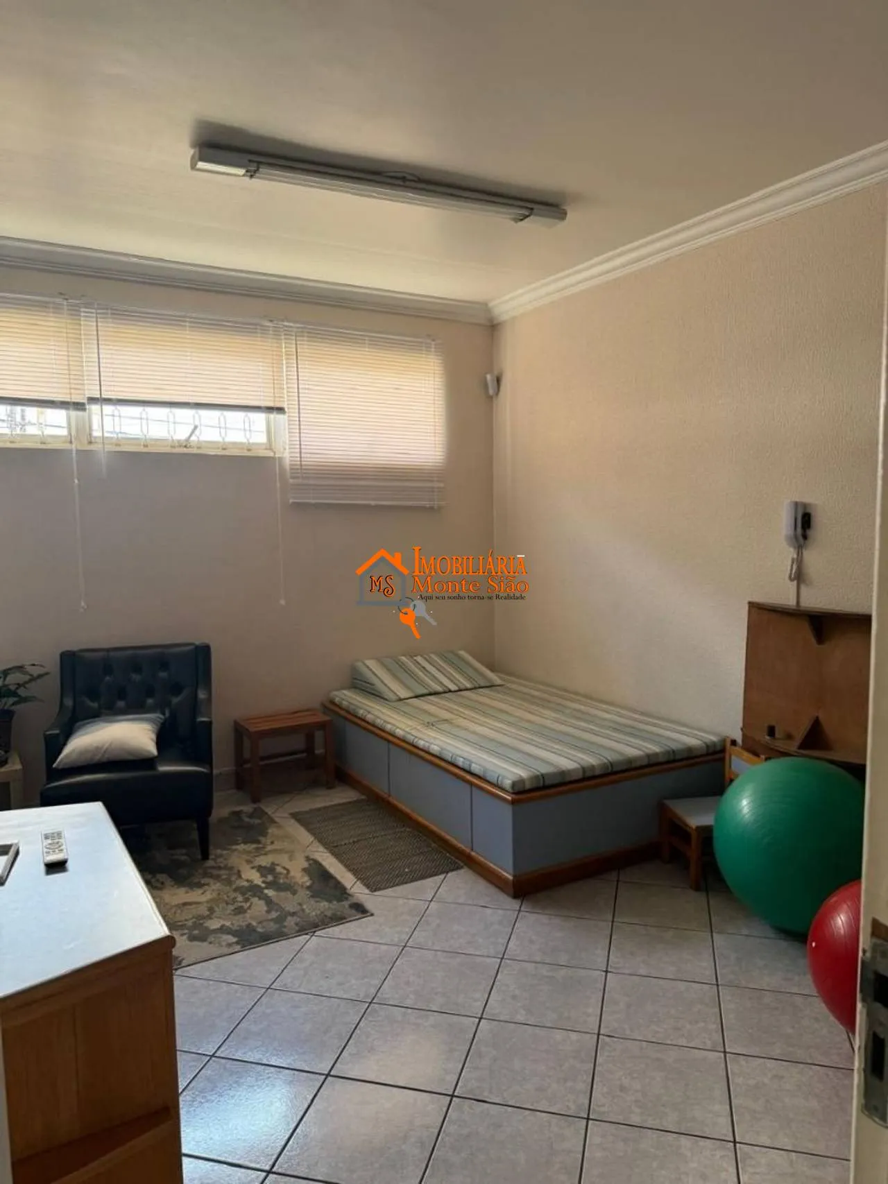 Imagem Sala para alugar, 14 m² por R$ 1.550,00/mês - Jardim Santa Mena - Guarulhos/SP