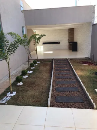 Casa com 3 Quartos à Venda, 143 m² em Setor Belo Horizonte - Aparecida de Goiânia