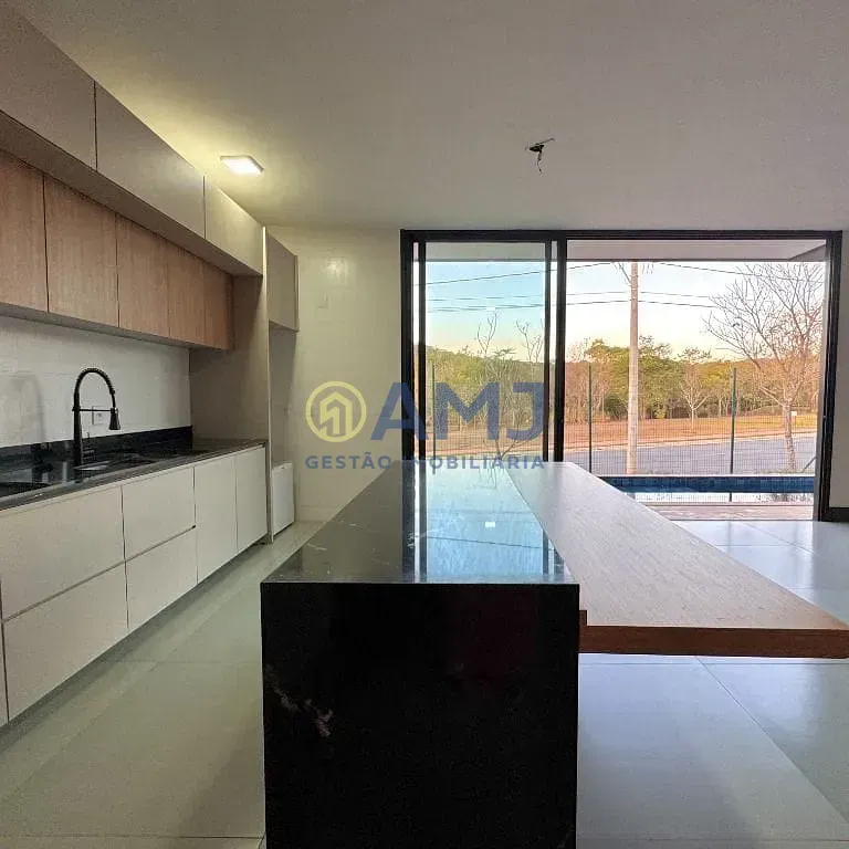 Imagem Venda de Casa Térrea no Jardins Porto | Lote de Esquina | Vista para Reserva