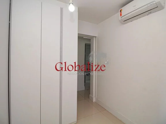 Imagem Apartamento à venda 3 quartos, 2 suítes 2 vagas de garagem na Ponta da Praia em Santos por R$1.500.000,00