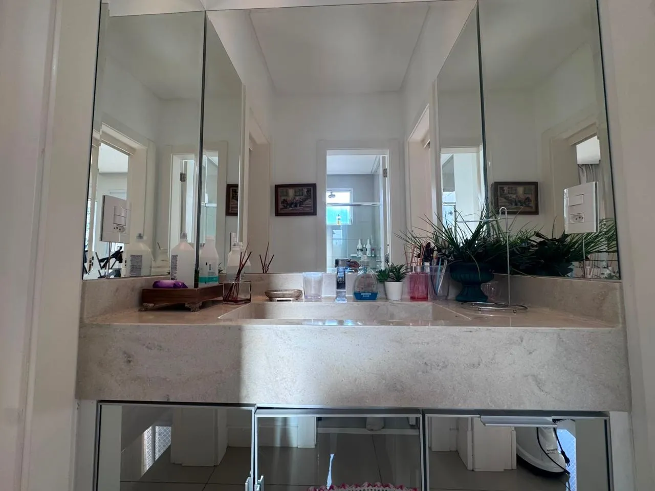 Imagem Apartamento à venda com 192.4m2 por R$ 2.400.000,00