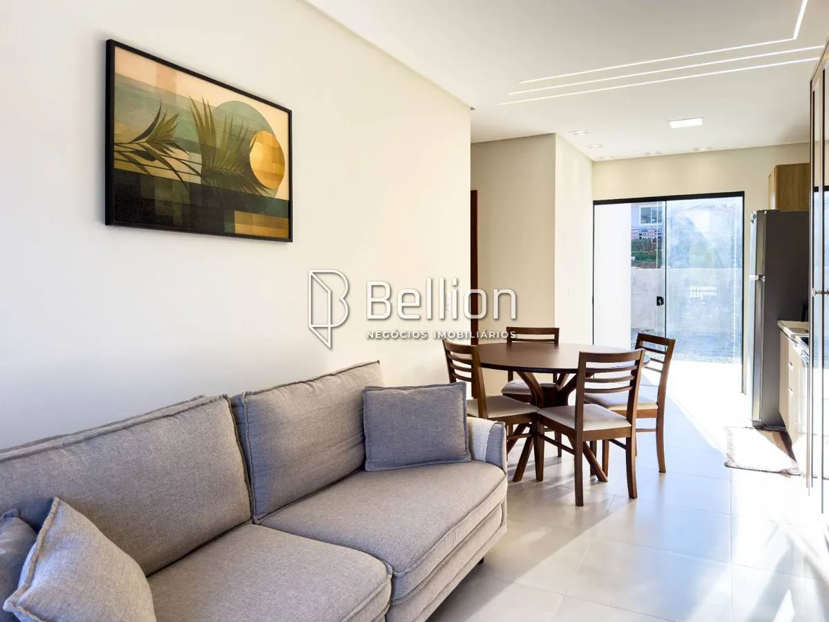 Imagem Casa ao Lado da Praça do Jeep Clube no Bairro Warnow, Indaial
