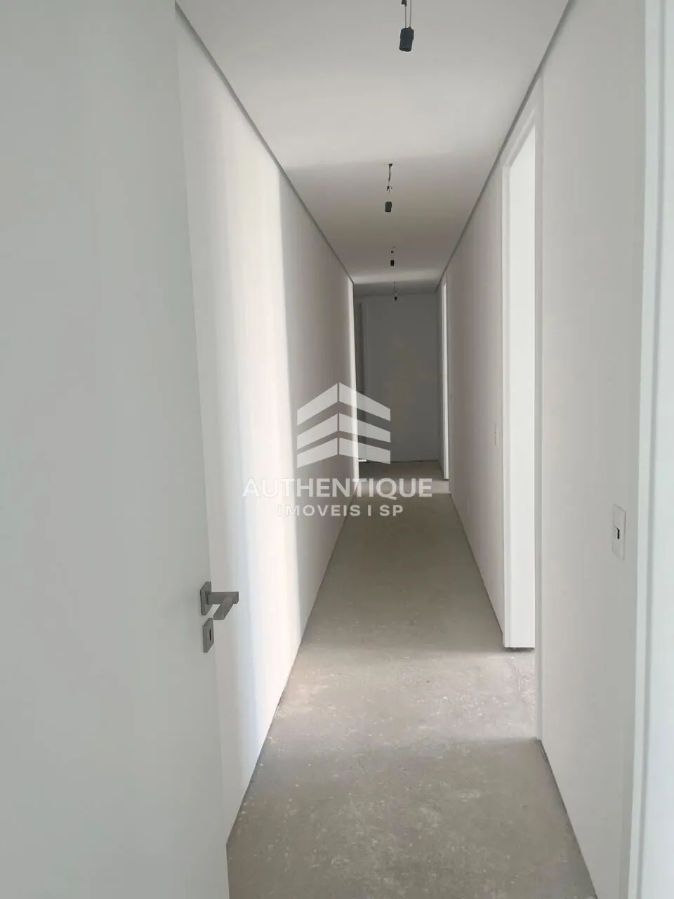 Imagem CASA LEOPOLDO ITAIM BIBI - Apartamento no bairro Itaim Bibi à venda