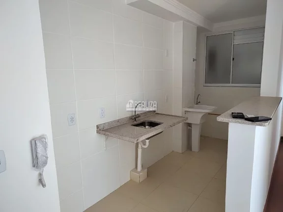 Imagem Apartamento com 2 Dormitórios no Condomínio Park Primavera, no bairro Conjunto Manoel Mendes - Uberaba