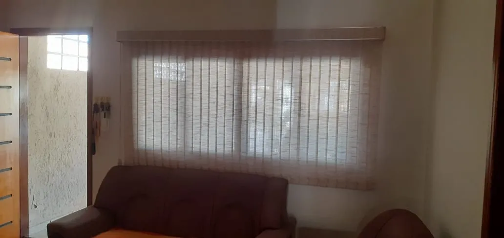 Imagem Casa à venda 3 Quartos, 1 Suite, 2 Vagas, 250M², Vila Rica, Pindamonhangaba - SP
