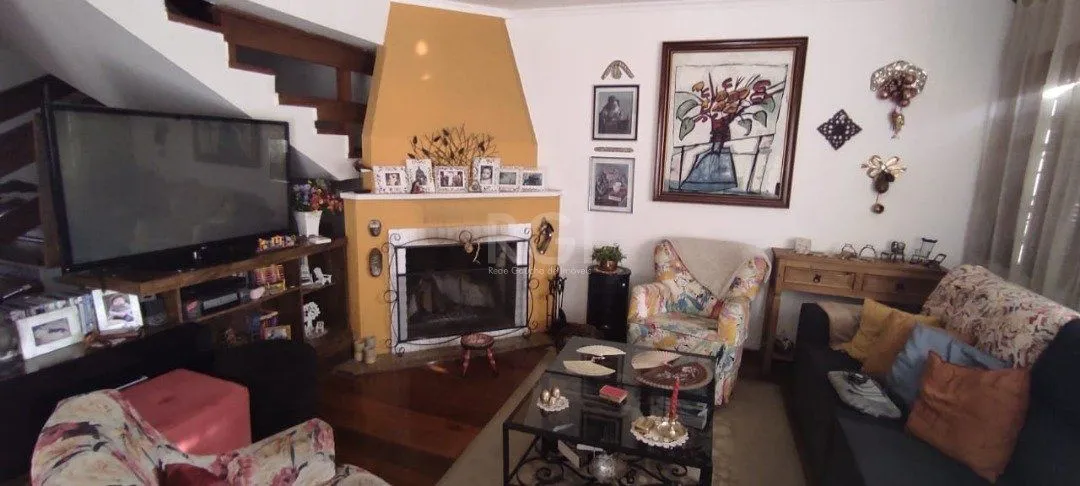 Imagem Casa para Venda - 250m², 3 dormitórios, sendo 1 suites, 2 vagas - Ipanema