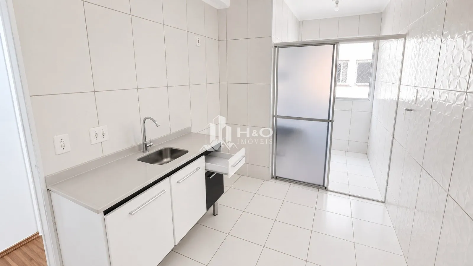 Imagem Apartamento à Venda na Cidade Líder com 2 Dormitórios Sacada 1 Vaga de Garagem e