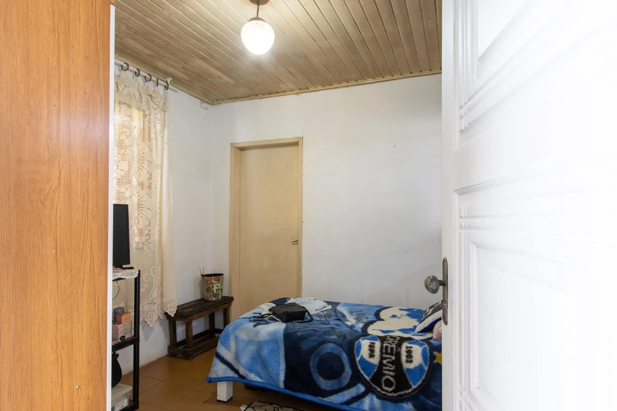 Imagem Sobrado amplo com 4 dormitórios com piscina e casa extra no mesmo terreno - Hípica