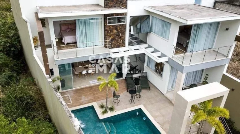Imagem Casa frente mar de luxo em Angra dos Reis-RJ, bairro Piraquara (cunhambebe), 4 quartos, 4 suítes, 6 banheiros, 400m². Venha conferir!
