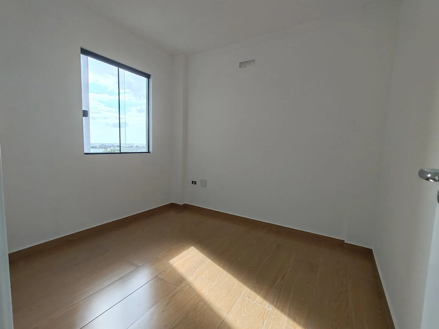 Imagem Apartamento à Venda com 2 dormitórios no Alto Alegre em Cascavel