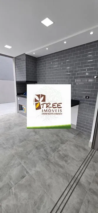 Imagem VENDA DE SOBRADO NOVO NO CONDOMÍNIO REAL PARK, EM ARUJÁ/SP, 300m² com 4 suítes amplas, suíte máster com hidro, área gourmet e piscina. CONSULTE-NOS.