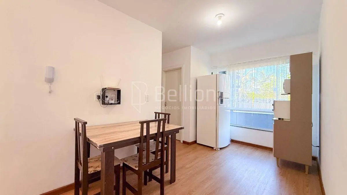 Imagem Apartamento com 3 quartos, reformado, ótima localização em Timbó