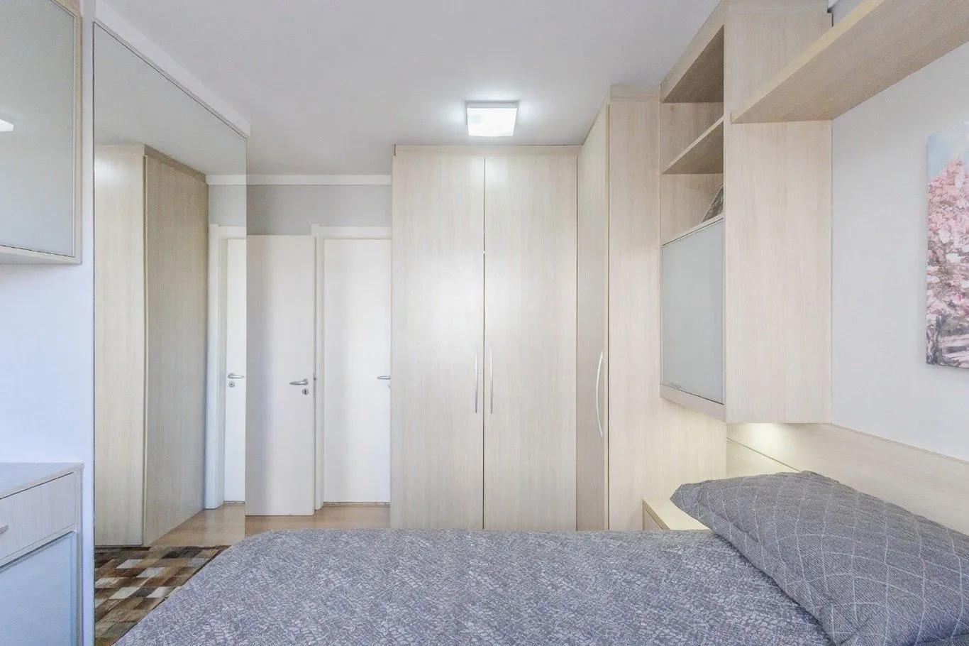 Imagem Vende-se apartamento com 2 quartos (1 suíte), 68m² e 1 vaga - Passo da Areia