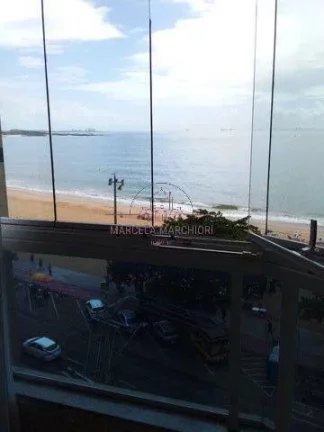 Foto do imóvel 02 quartos, 1 suíte vista eterna para o mar em Itapuã, prédio frente mar