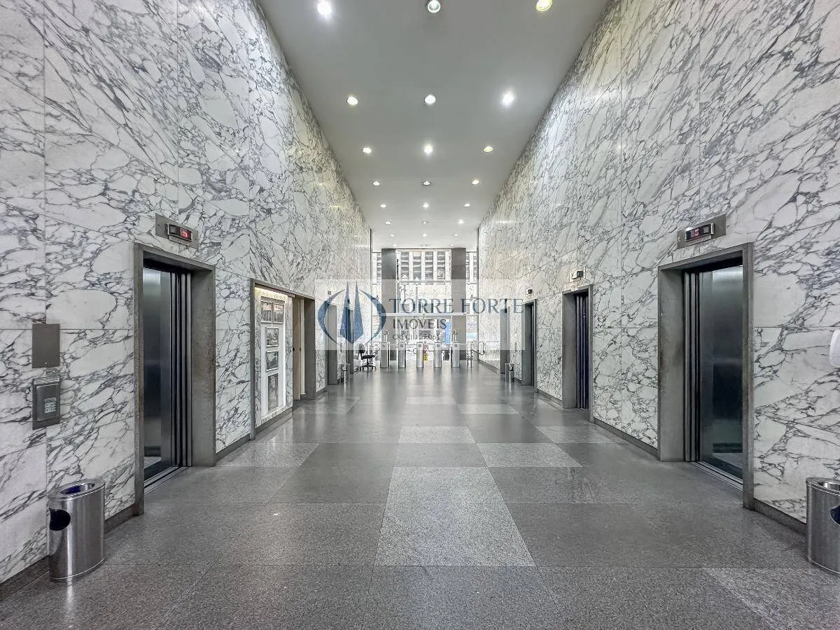 Imagem Excelente conjunto comercial com 285 m², bem localizado no Centro de SP.