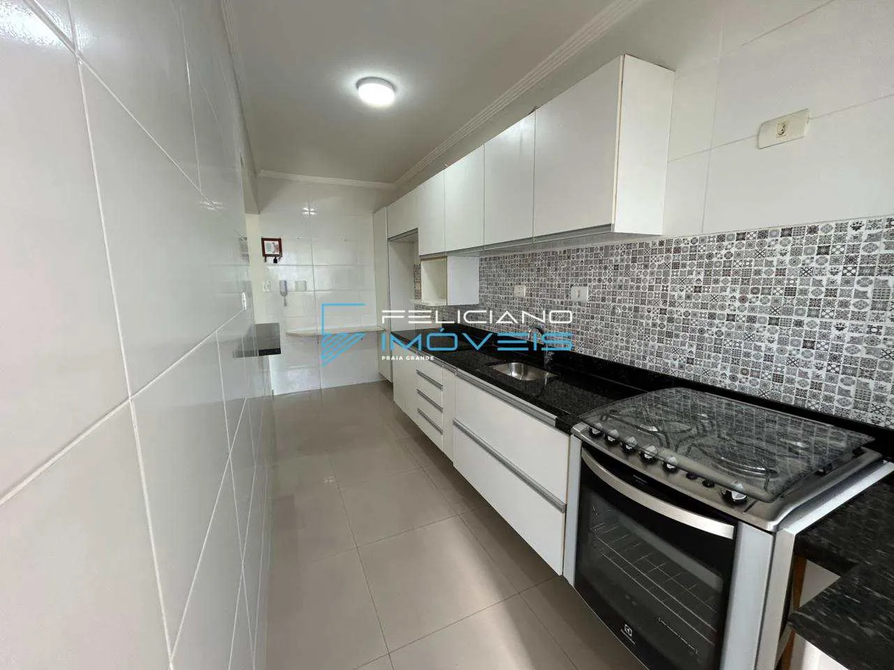Imagem Apartamento com 2 quartos, Canto do Forte, Praia Grande, Cod: 7461