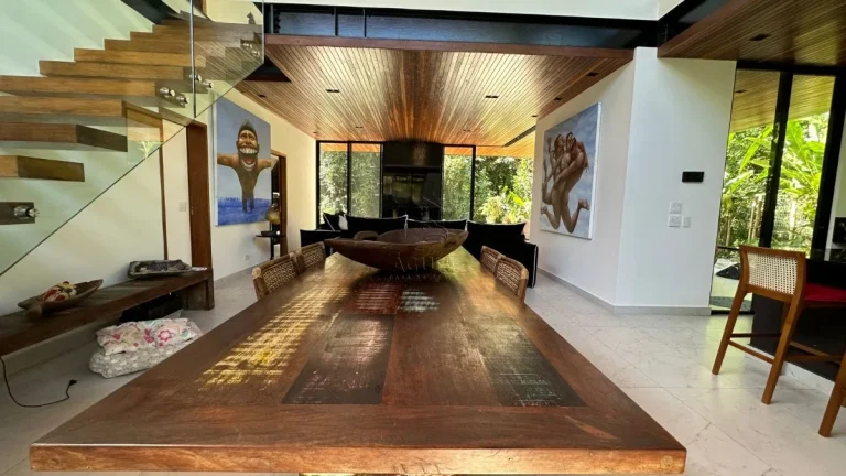 Imagem Casa em condominio de Alto Padrão em Frente Mar