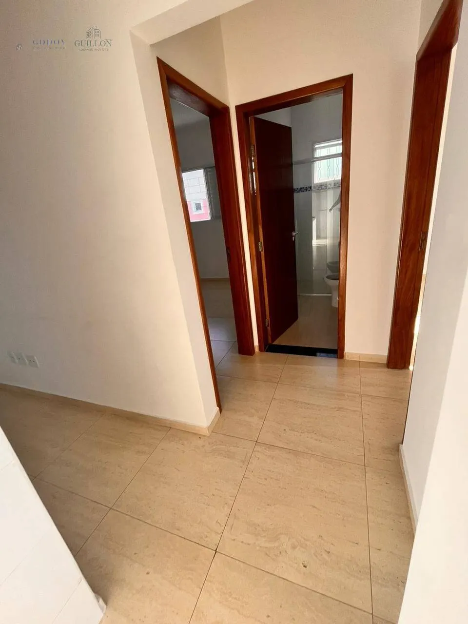 Imagem Apartamento para Venda 2 Quartos, sala com sacada, 1 Vaga de garagem com ótima localização, 55M², Parque São Domingos, Pindamonhangaba - SP | Edifício