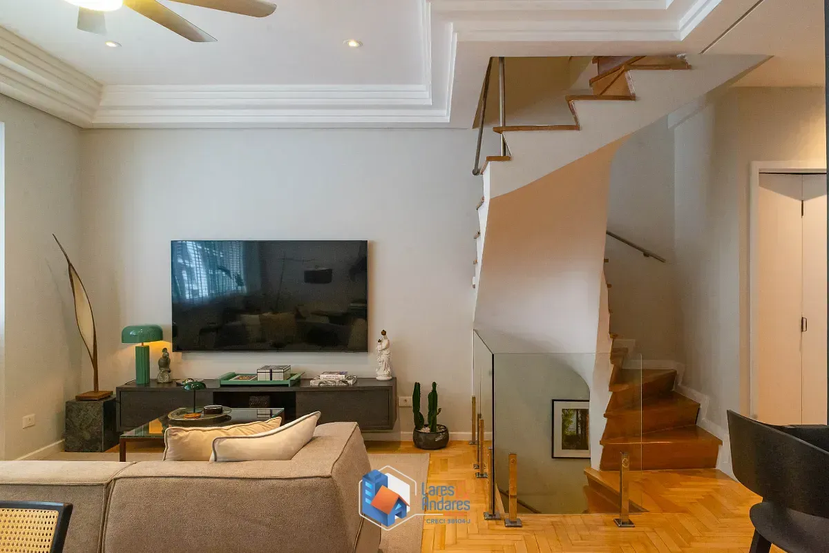 Imagem Cobertura para venda em Cerqueira César com 2 quartos, sendo 1 suíte, 143m²