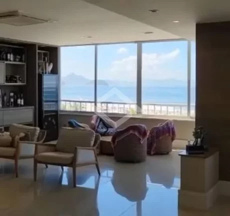 Imagem Lindo Apartamento Reformado com Vista Maravilhosa em Copacabana
